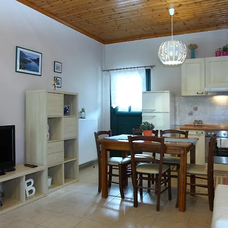 Nefeli Villa *