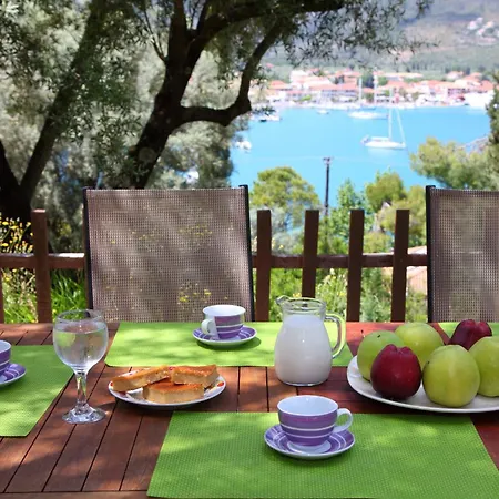 Villa Nefeli Yénion